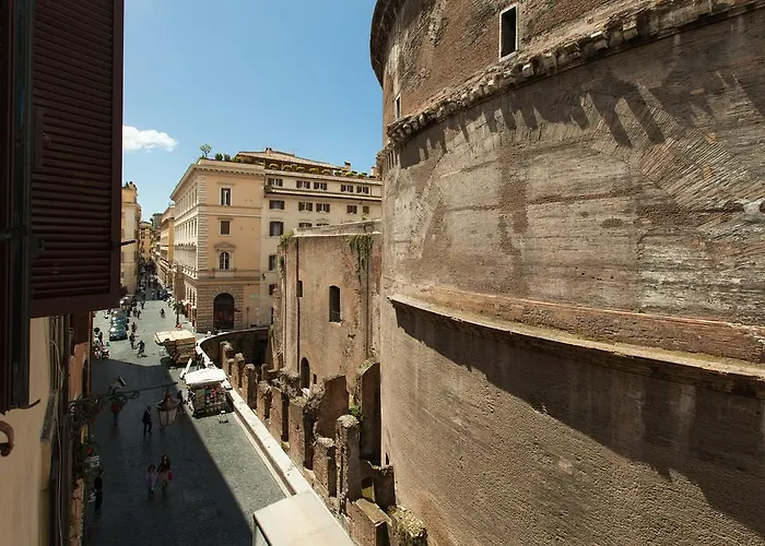 A Window On Pantheon * Ρώμη