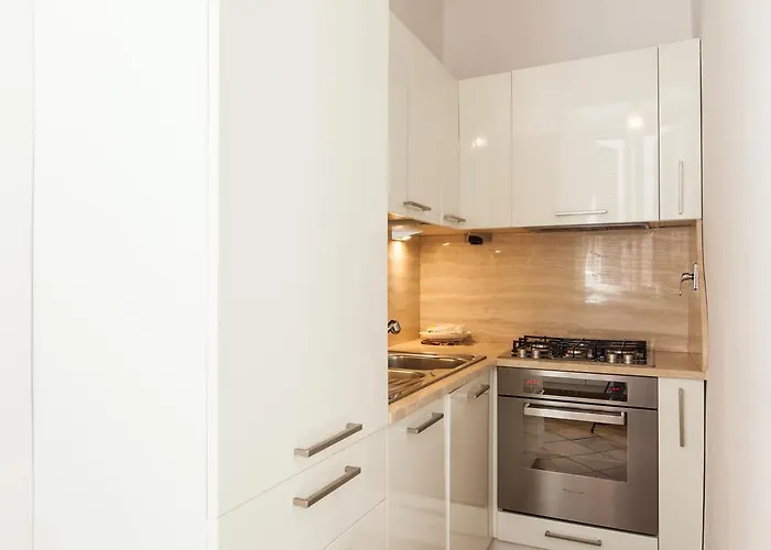 A Window On Pantheon Ρώμη