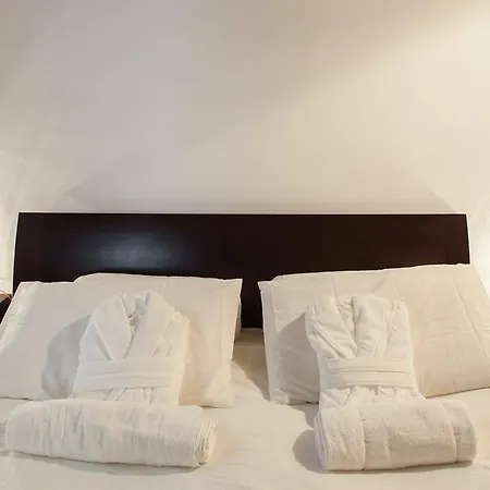 A Window On Pantheon Daire Roma