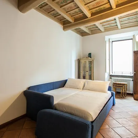 Daire A Window On Pantheon Roma